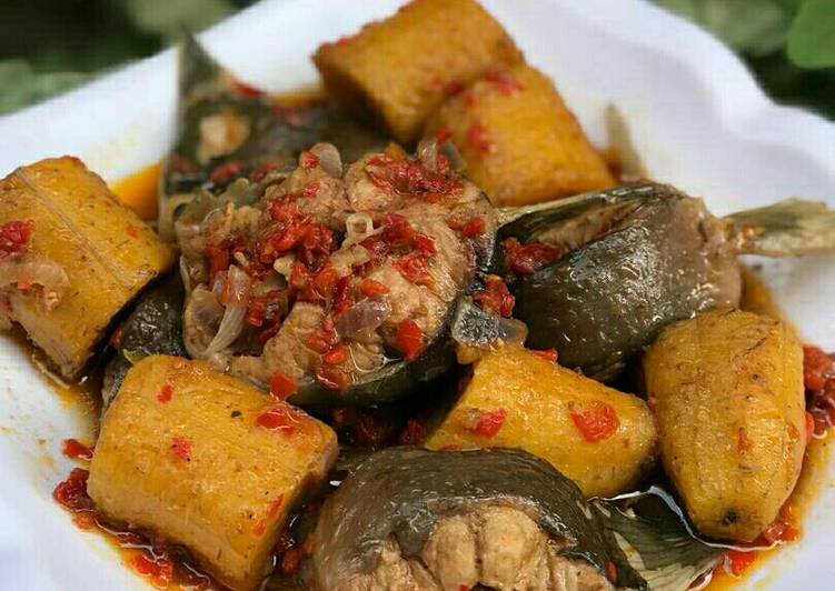 How to prepare plantain and catfish pepper soup