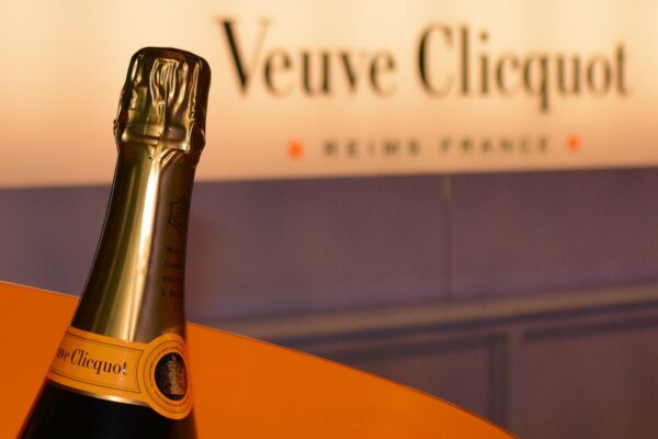 Best Food Pairing With Veuve Clicquot Champagnes